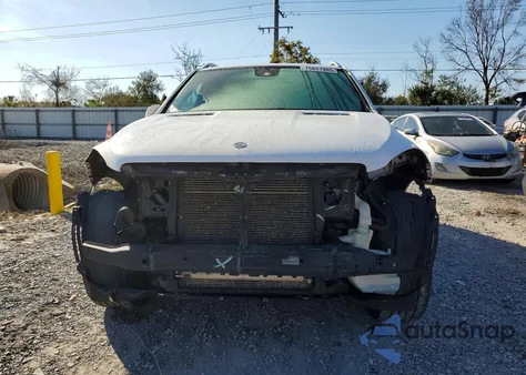 2015 Mercedes-Benz Ml 350 4Matic z USA, uszkodzony, nr VIN 4JGDA5HB8FA495838